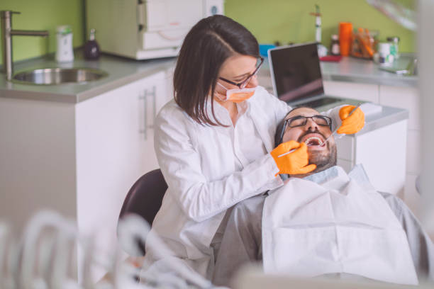 Best Broken Tooth Emergency  in Csar Chvez, TX